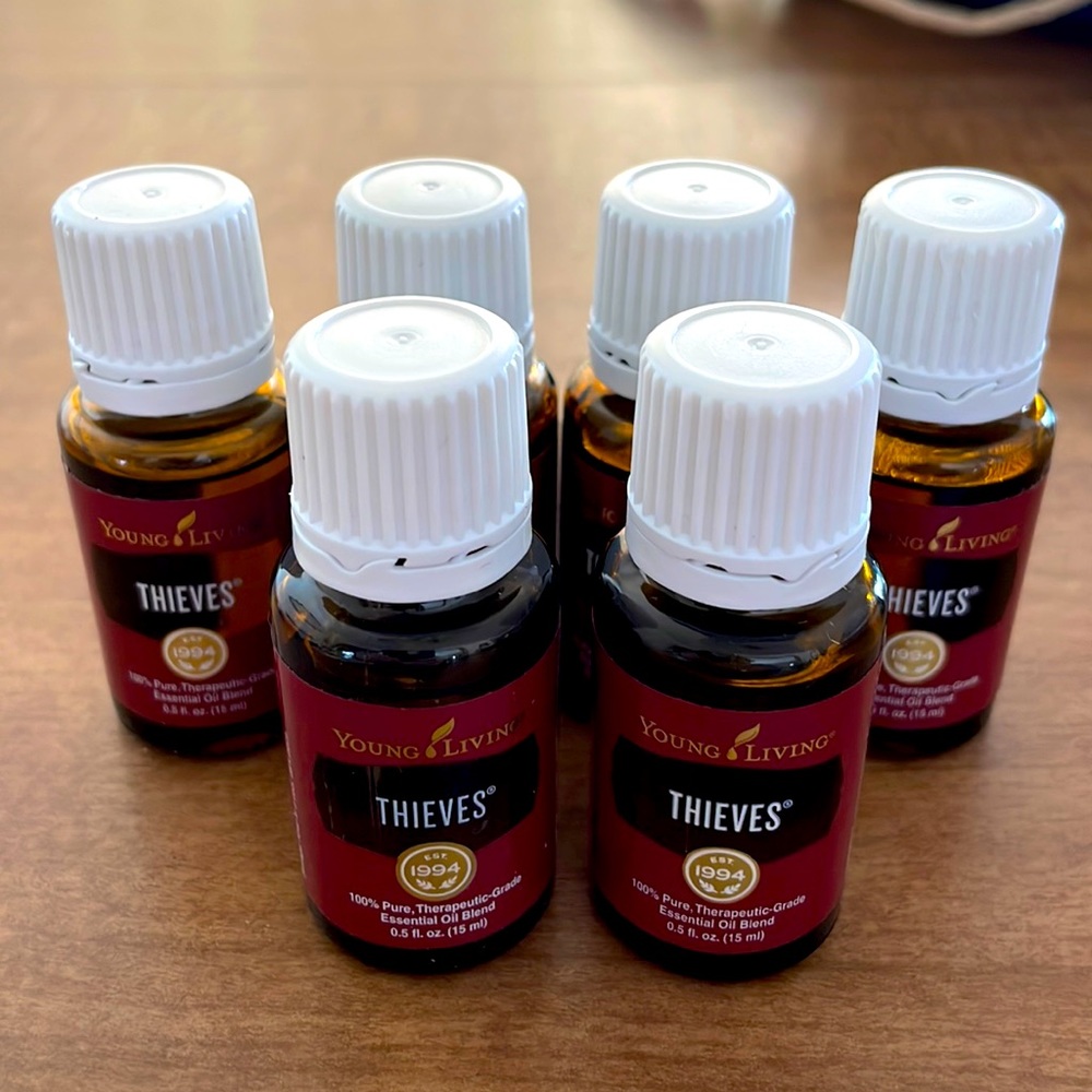 Thieves Young Living Essential Oil
